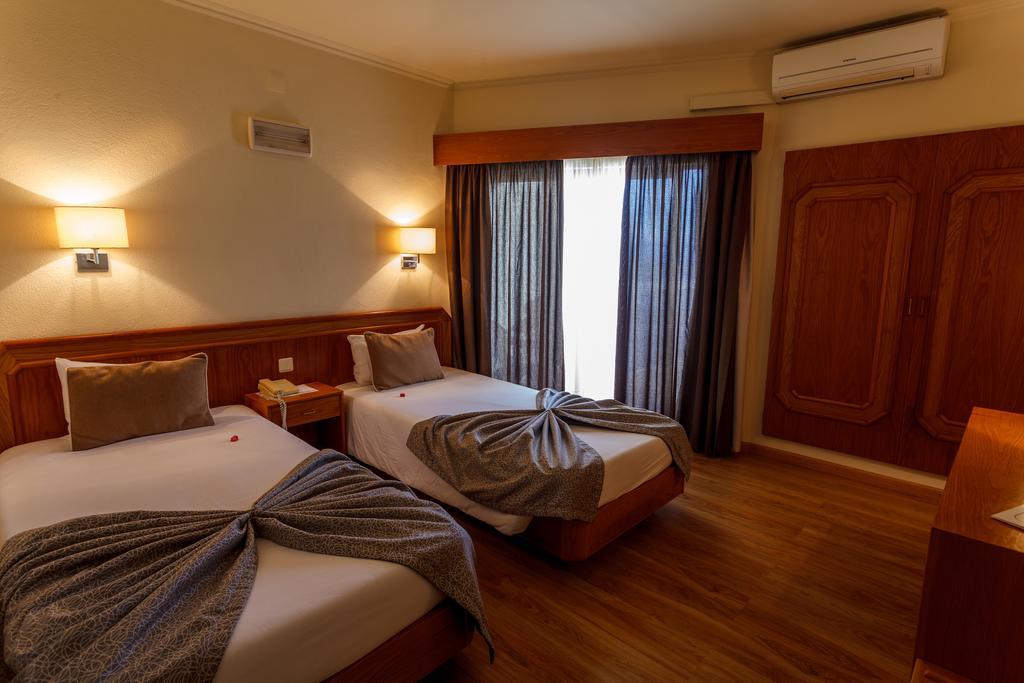 Hotel Sao Jorge Garden เวลาส ภายนอก รูปภาพ